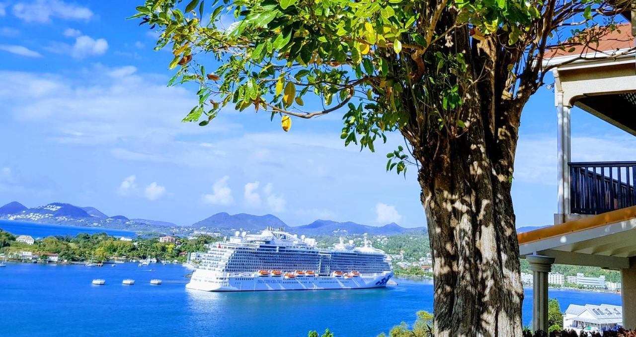 Ocean Crest Villas Castries Exterior photo