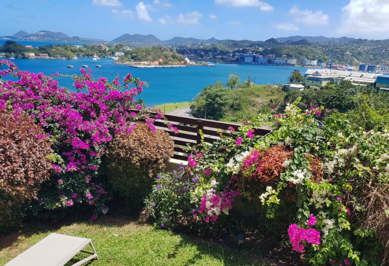 Ocean Crest Villas Castries Exterior photo