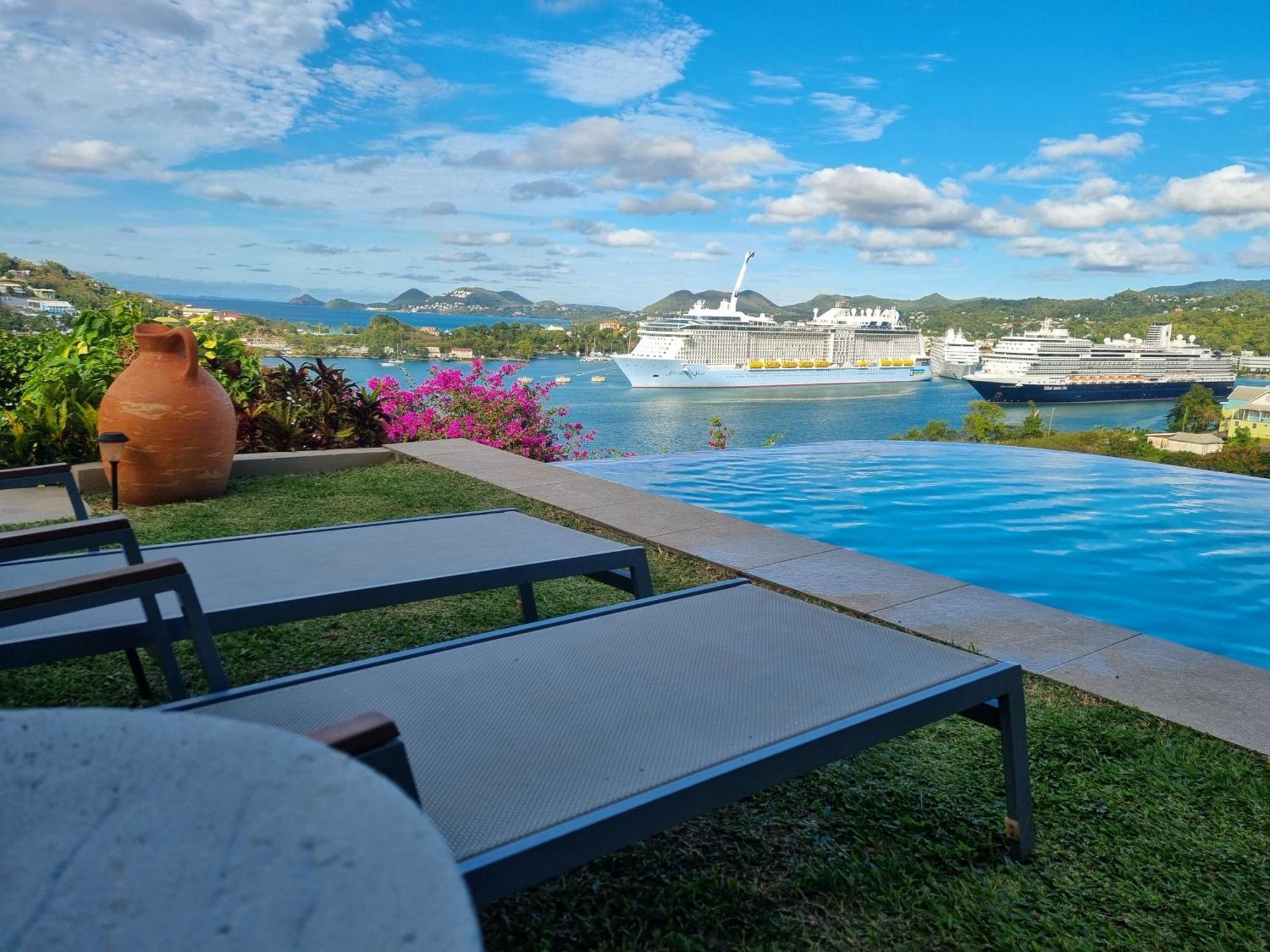 Ocean Crest Villas Castries Exterior photo