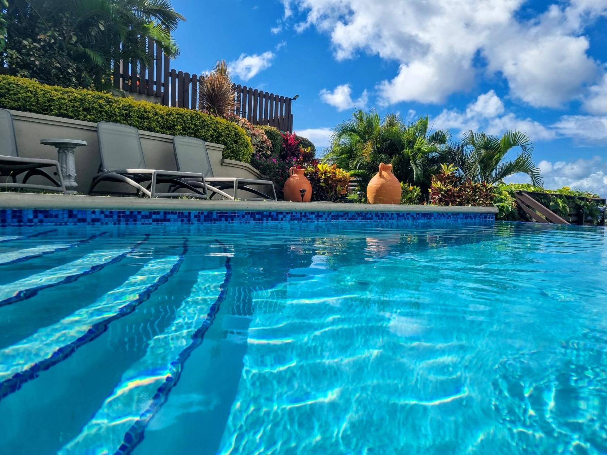 Ocean Crest Villas Castries Exterior photo