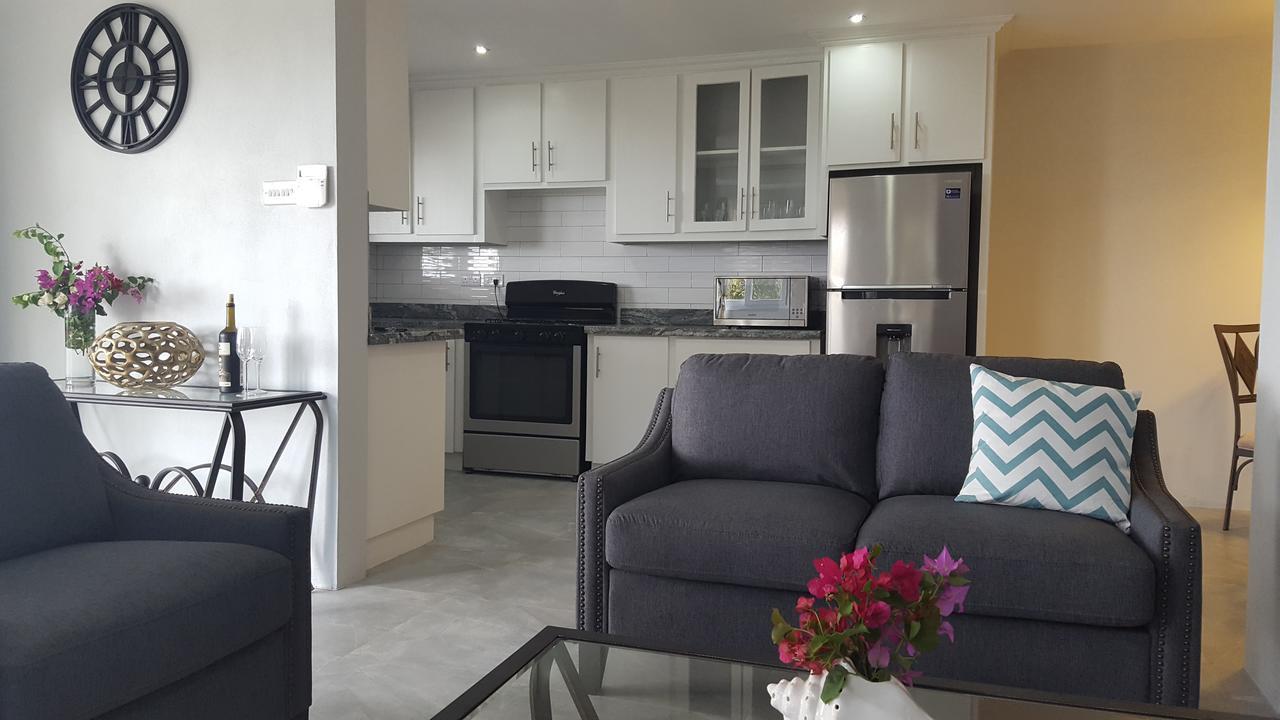Ocean Crest Villas Castries Exterior photo